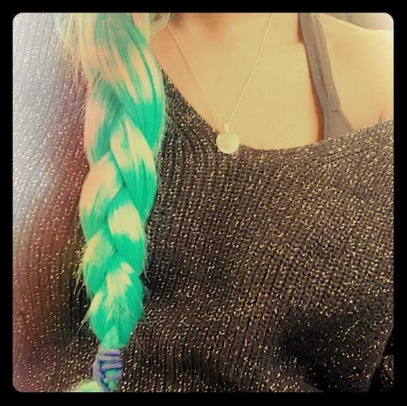 Meet your Posher, Dericka - Picture 1 of 2